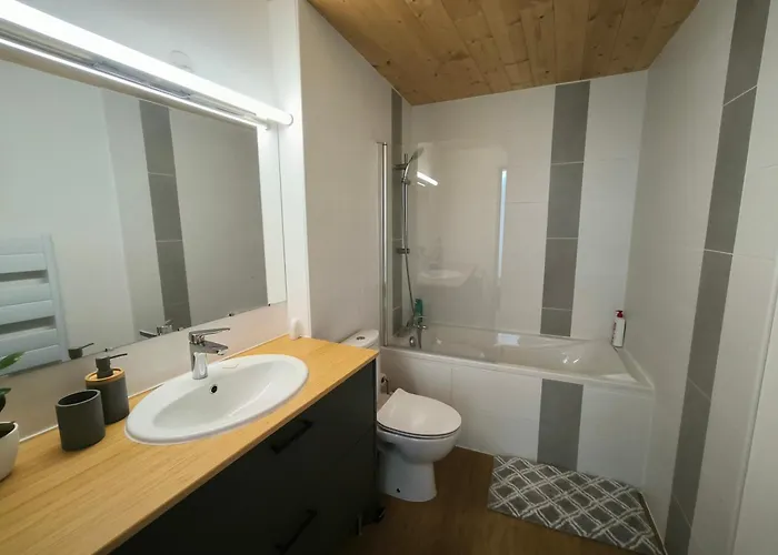 Les Tilleuls - Cnpe Bugey - Bases De Loisirs - Perouges Apartament